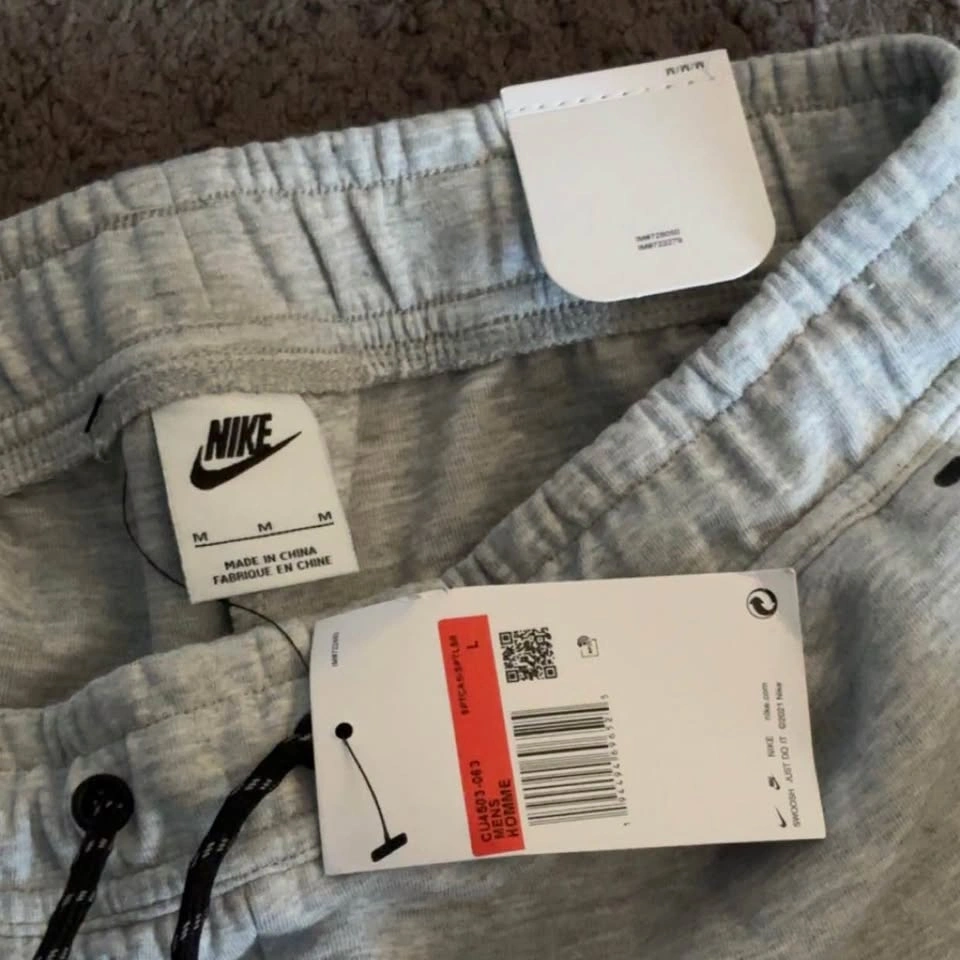 OG Nike Tech Shorts - photo 3