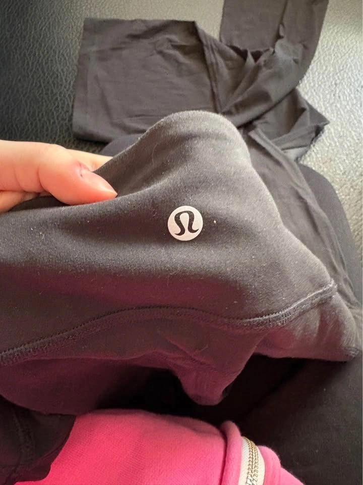 Lululemon Flare Leggings - photo 3
