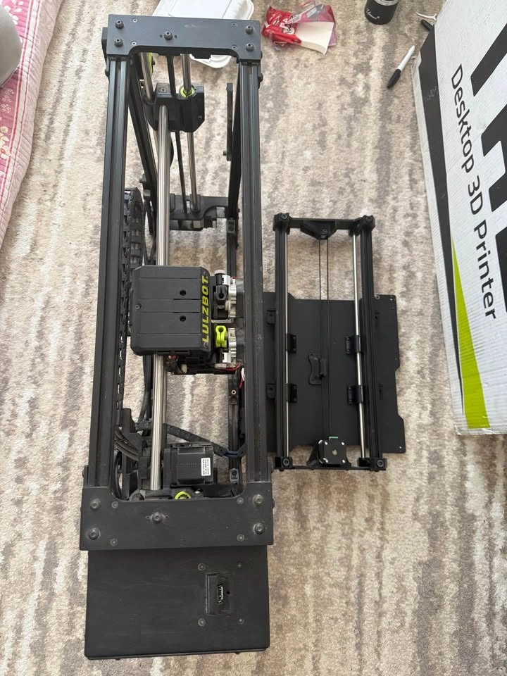 LulzBot TAZ Pro 3D Printer - Low Hours + Filament - photo 3