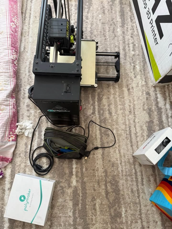 LulzBot TAZ Pro 3D Printer - Low Hours + Filament - photo 5