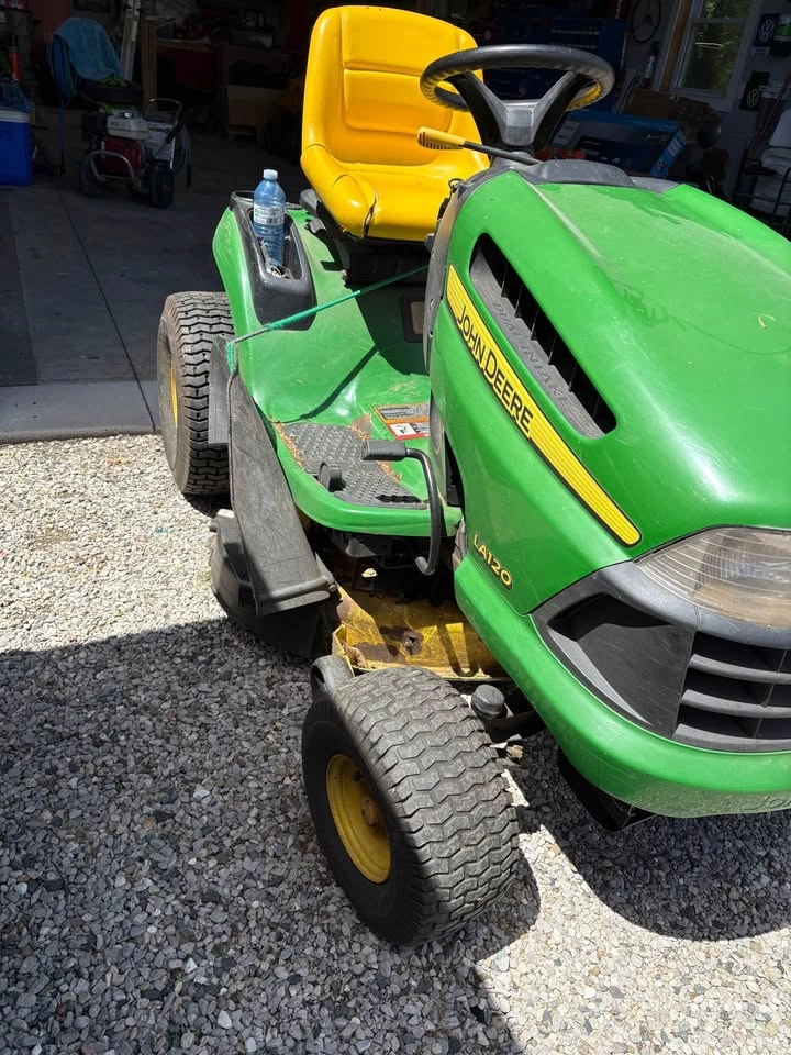 John Deer LA 125. - photo 3