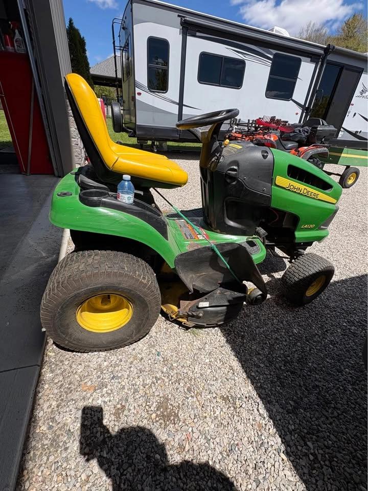 John Deer LA 125. - photo 4