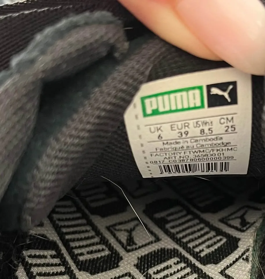 Black Puma Suede Platform Shoes image indicator(5)