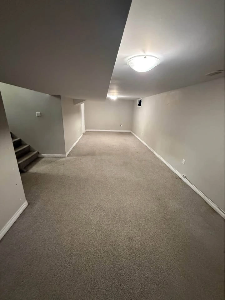 4 Beds 2 Baths - House - photo 5