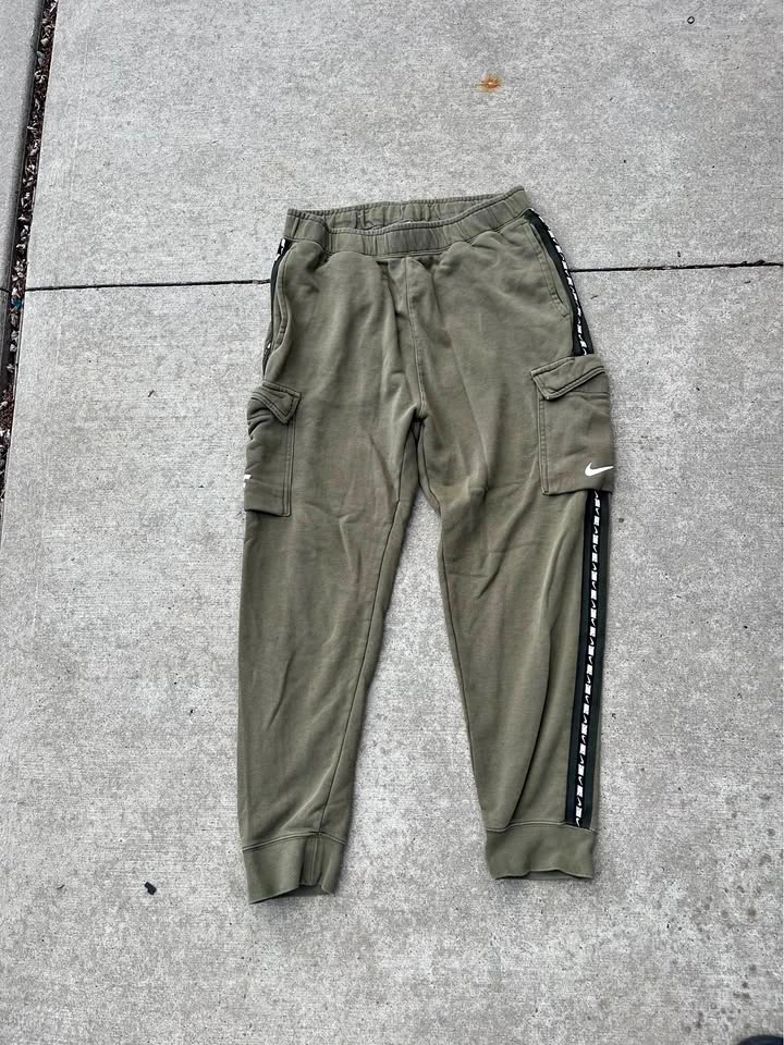 Nike Cargo Sweatpants Men's M