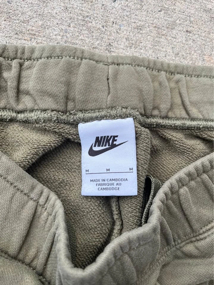 Nike Cargo Sweatpants Men's M - photo 2