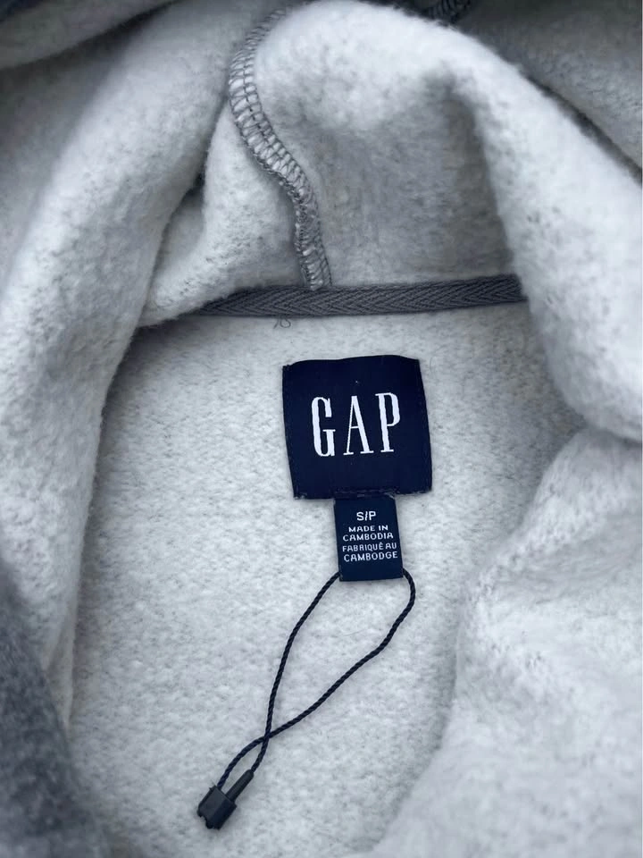 Gap Hoodie - photo 2