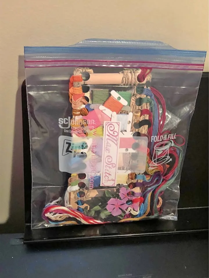 Assorted Embroidery Floss/Thread thumbnail