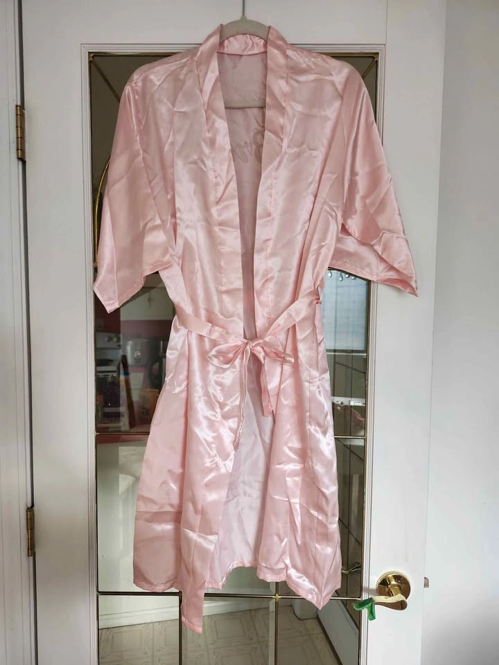 Pink Satin Bride Robe w/ Crown - photo 4