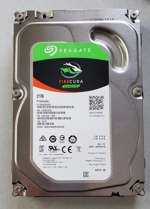 SEAGATE 2TB FIRECUDA HDD - USED - VERY GOOD