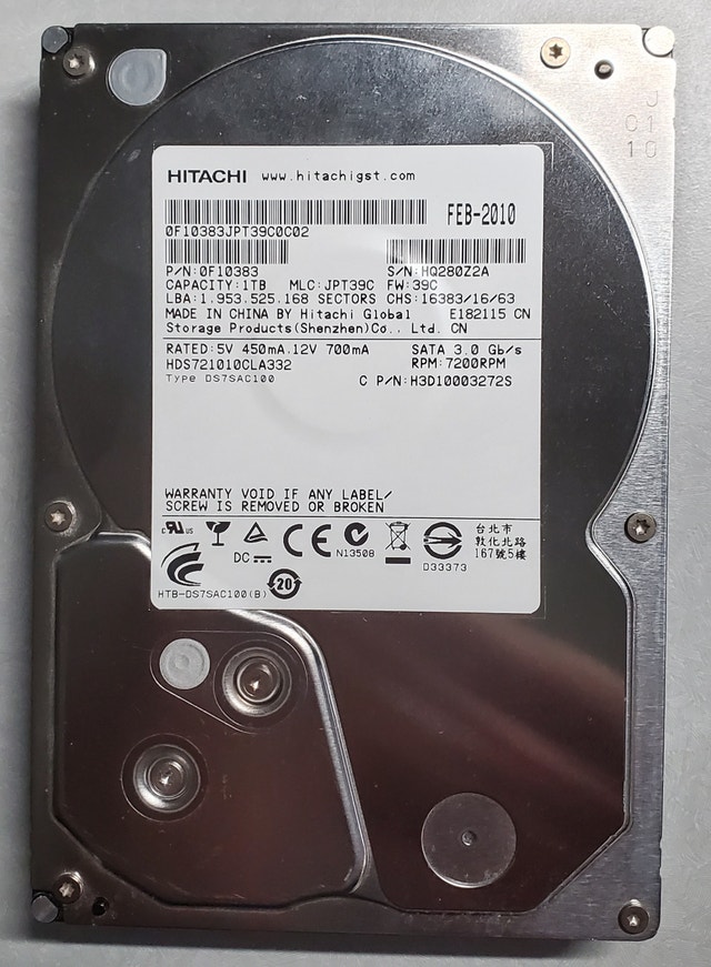 HITACHI 1TB HDD - USED - VERY GOOD
