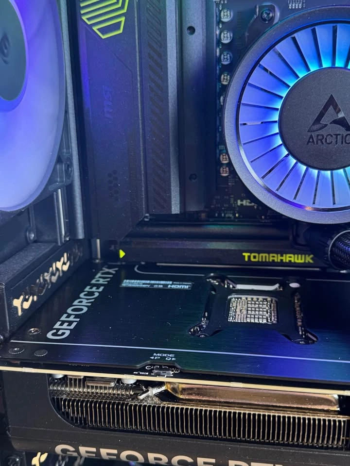 RTX 5080 High Spec PC - Ryzen 7 9800x3D, 64GB RAM, 2TB SSD - photo 5