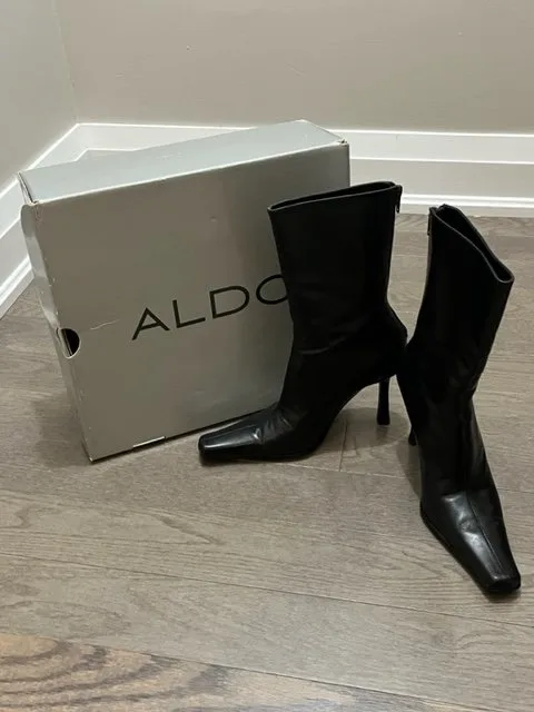 Leather Boots - Aldo thumbnail