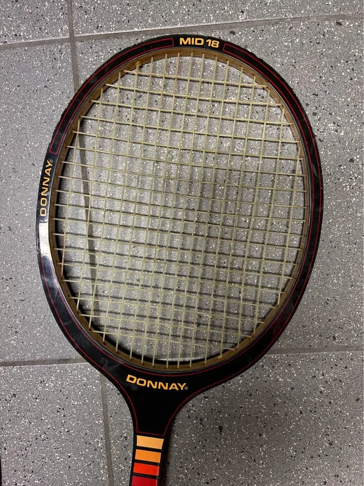DONNAY Bjorn Borg Mid 18 Vintage Tennis Racquet image indicator(2)