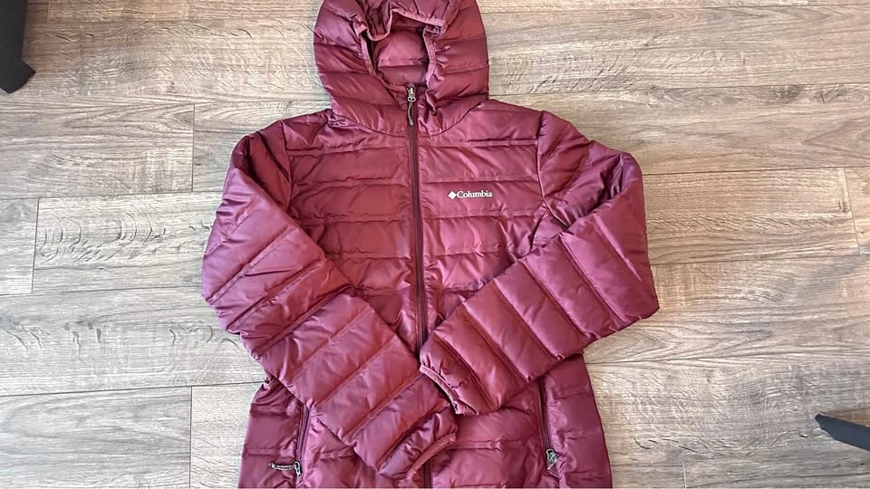 Columbia Maroon Puffer Jacket with Hood