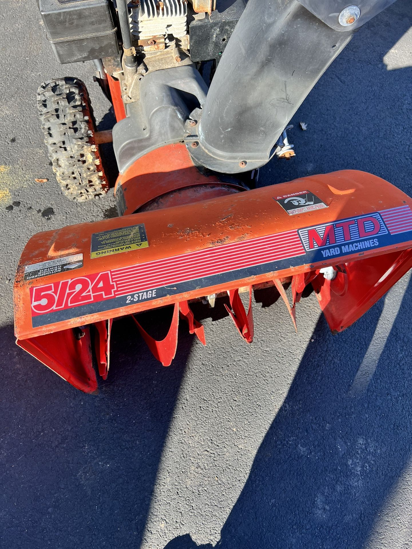 Mtd Snow Blower - photo 2