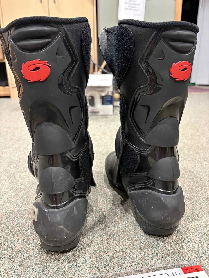 Sidi Performer Motorcycle Boots - Size 9.5
