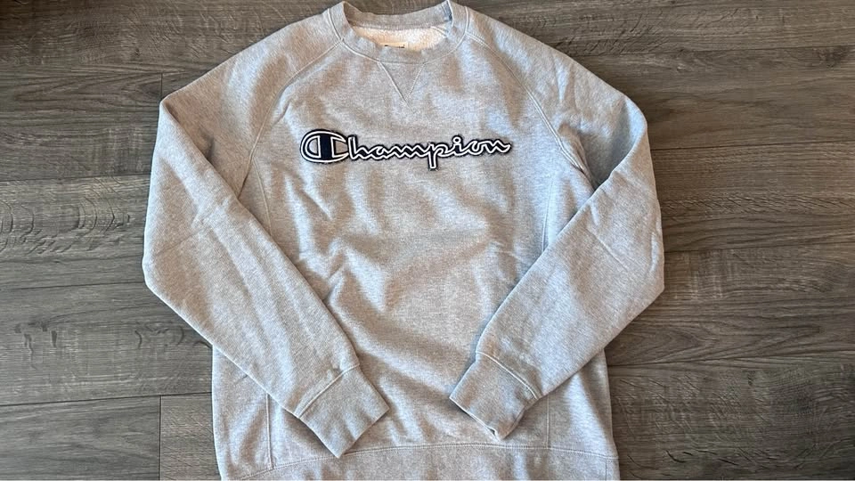 Champion Grey Sweatshirt Small - photo 2