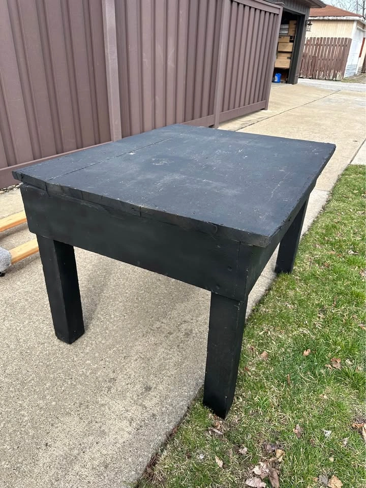 Heavy-Duty Wooden Workbench / Table – Solid & Sturdy - photo 5