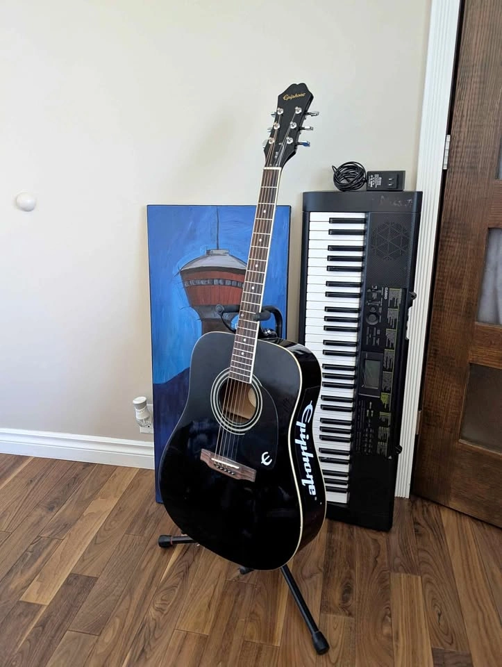 Epiphone Acoustic Guitar 4/4 / trade!!