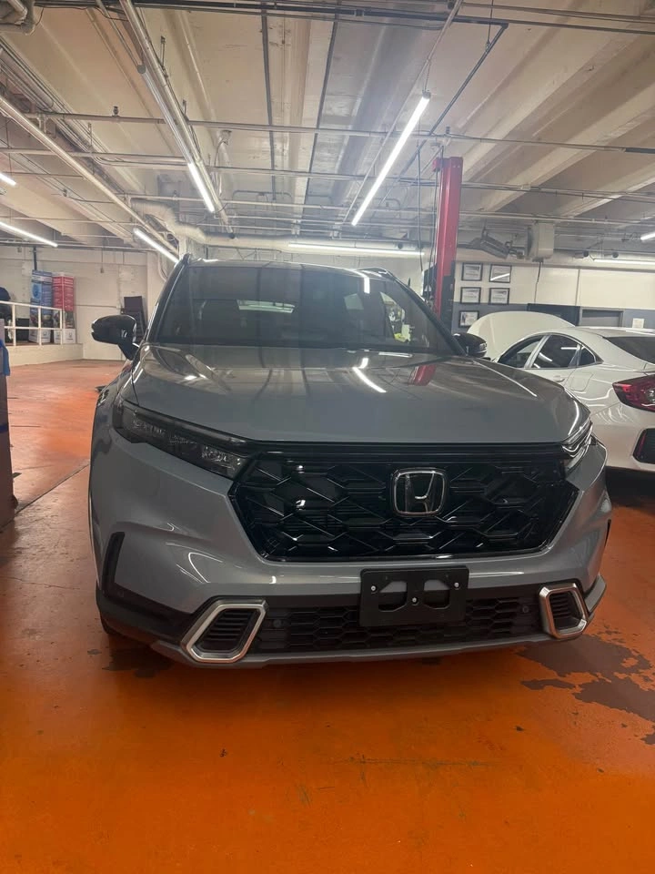 2025 Honda CR-V Hybrid Touring AWD - photo 3