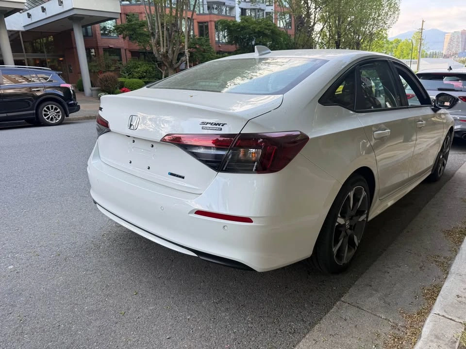 2026 Honda Civic Touring Hybrid - photo 5