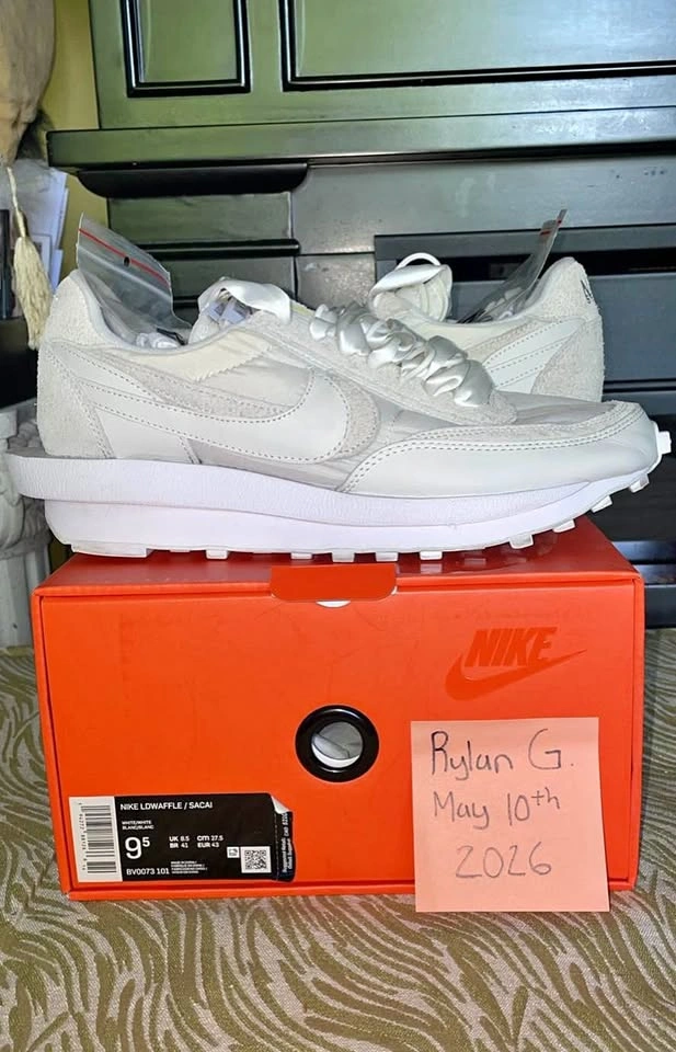 Mens Nike Sacai LD Waffle White Nylon Shoes (US 9.5, EURO 43)