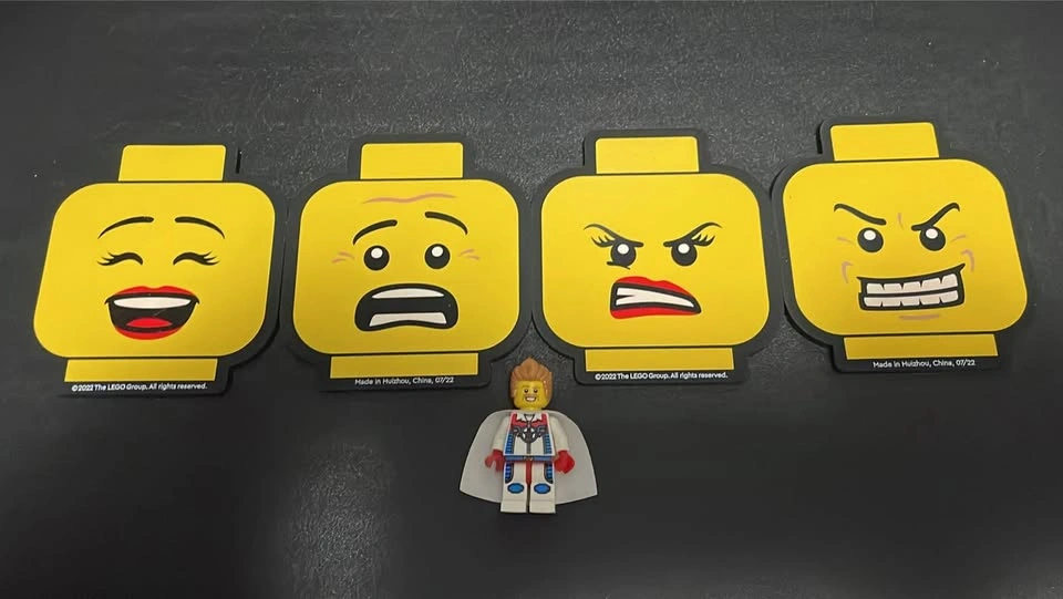 Lego Dual-sided Drink Coasters (Set of 4, includes minifigure) - photo 2