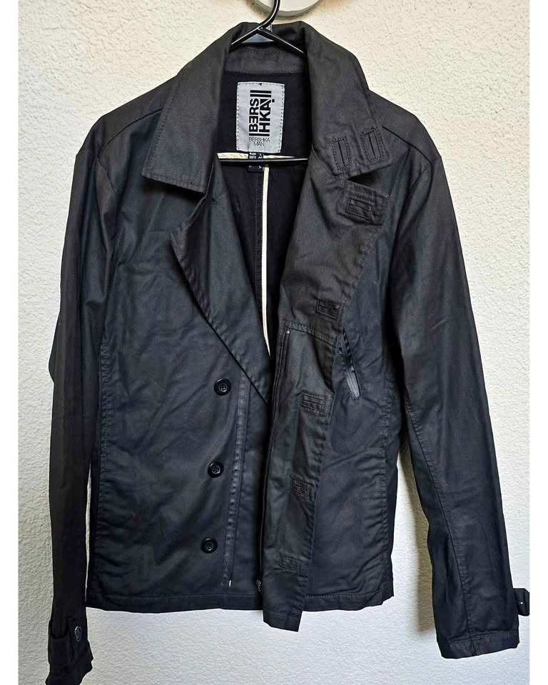 HIGH RATED SELLER | Mens Large Quality Designer Denim Jacket.