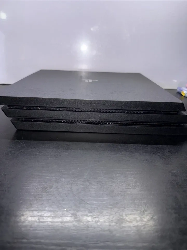 PS4 Pro (1Tb), Controller, Games, Toshiba 34" HDTV - photo 2