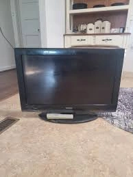 PS4 Pro (1Tb), Controller, Games, Toshiba 34" HDTV - photo 4