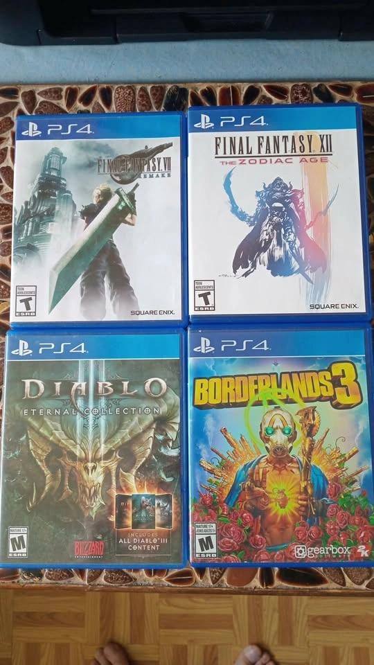 PS4 Pro (1Tb), Controller, Games, Toshiba 34" HDTV - photo 5