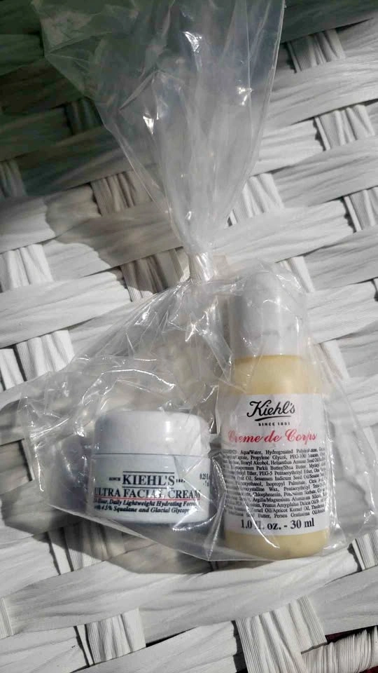 Kiehls Skincare Kit
