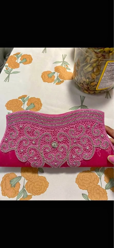 Beautiful 😍 party clutch new