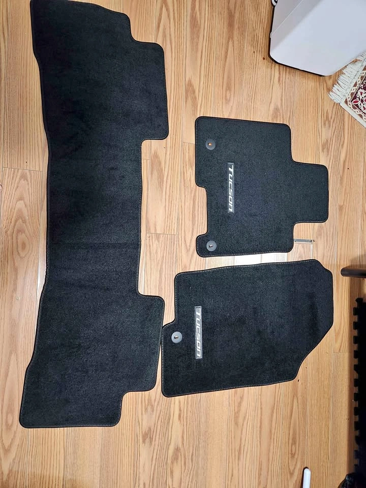 Genuine Hyundai Tucson Hybrid Floor Mats (2022-2025) - New