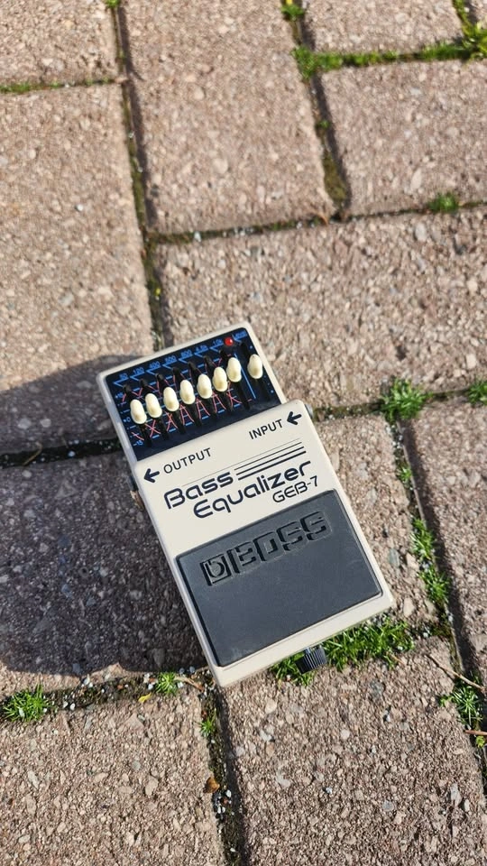 $130 BOSS 7 Band Bass Graphic Equalizer - photo 2