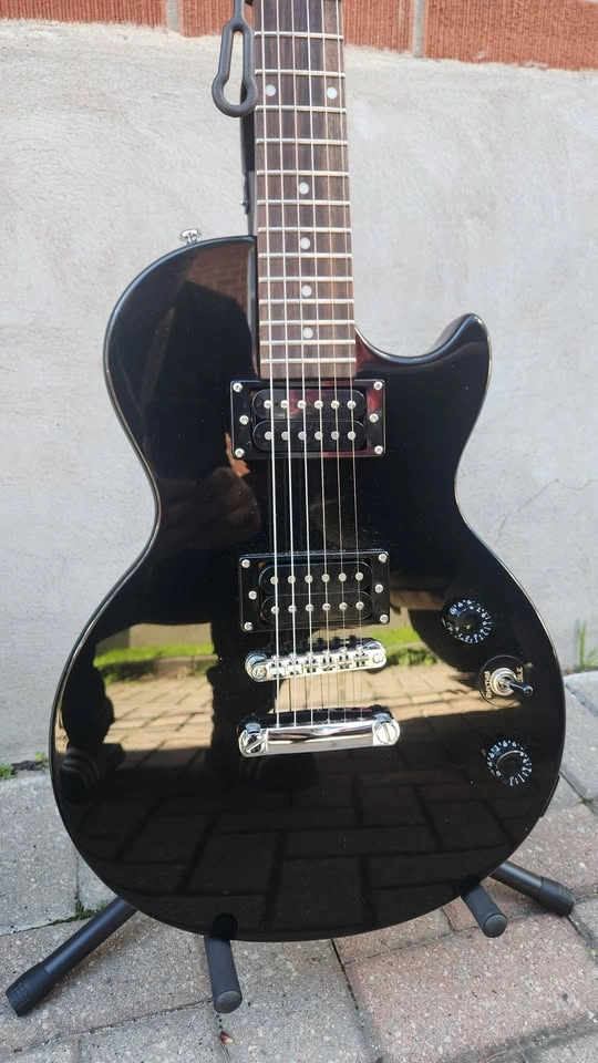 $250 Epiphone Les Paul Special-II E1 Electric Guitar – Ebony - photo 3
