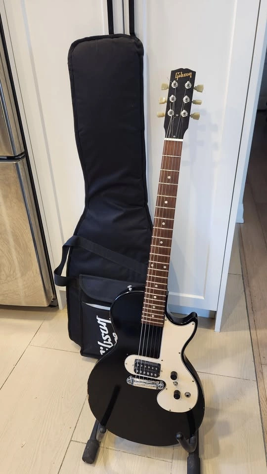 $1500 Gibson Melody Maker Les Paul Electric Guitar - 2011 Maple - photo 2