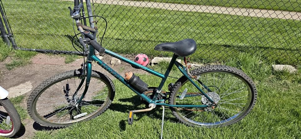 Huffy Mountain Bike - Teal