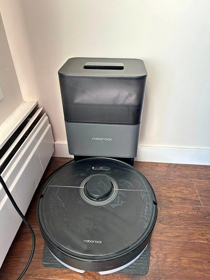 Roborock Q7 Max+ (Self-Emptying) – Moving Sale!