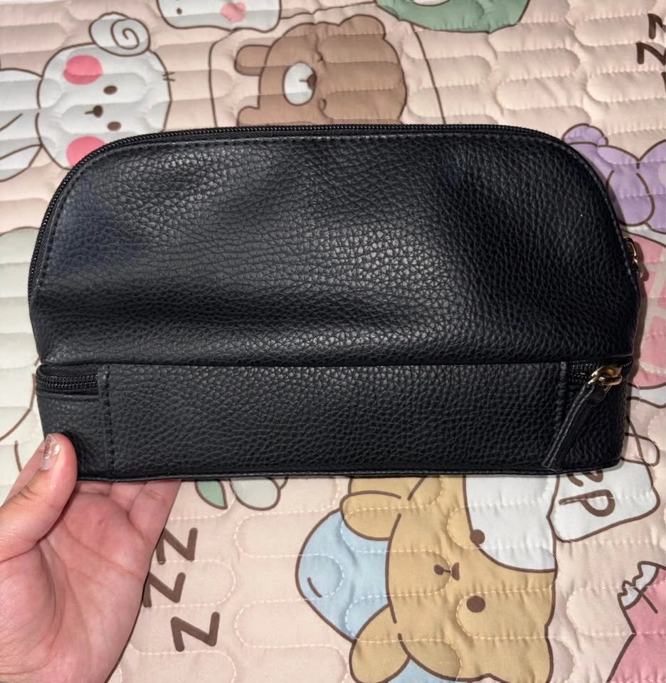 Laura Mercier Makeup/Jewelry Bag - photo 2