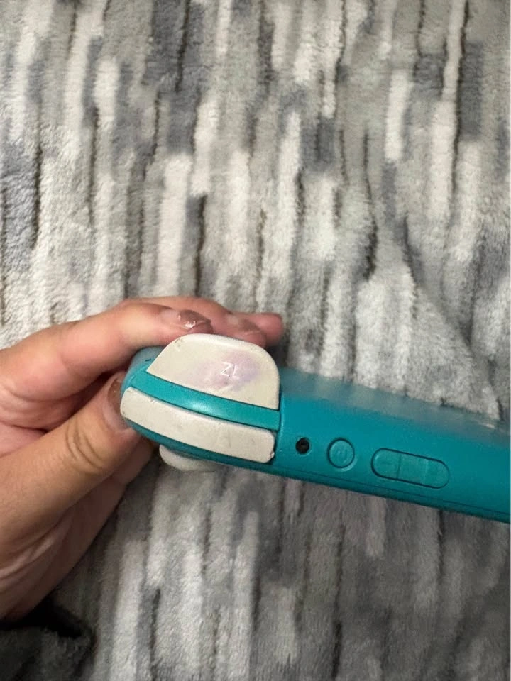 Nintendo Switch - photo 3