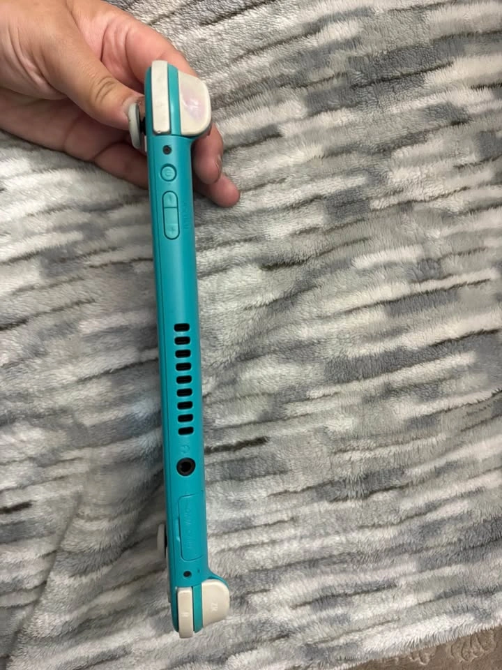 Nintendo Switch - photo 4