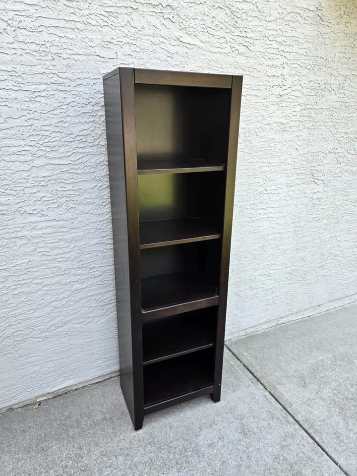 Dark brown 5-shelf bookshelf
