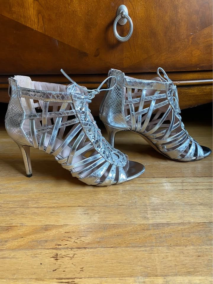 Ladies silver leather Pumps size 10 - photo 5