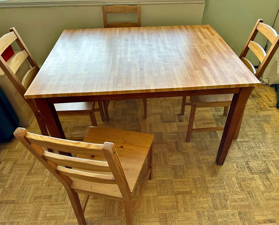 Dining table with chairs
