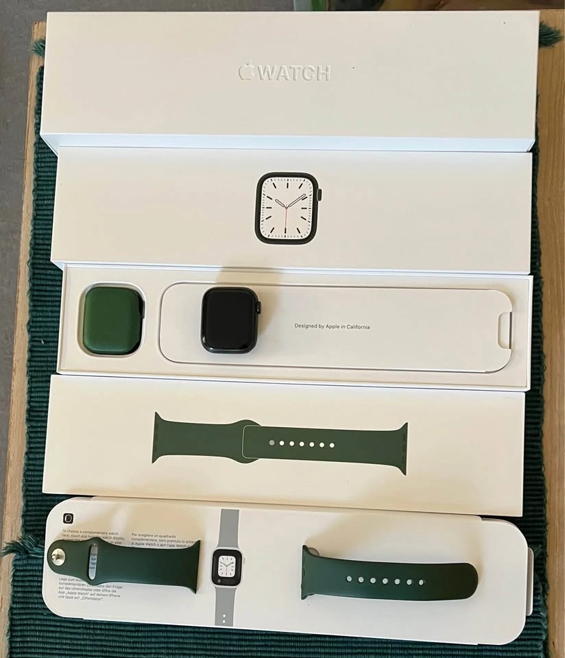 Apple Watch Series 7 41mm Green Aluminum Case + Clover Sport Ban - photo 2