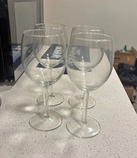 Wine Glasses (8)