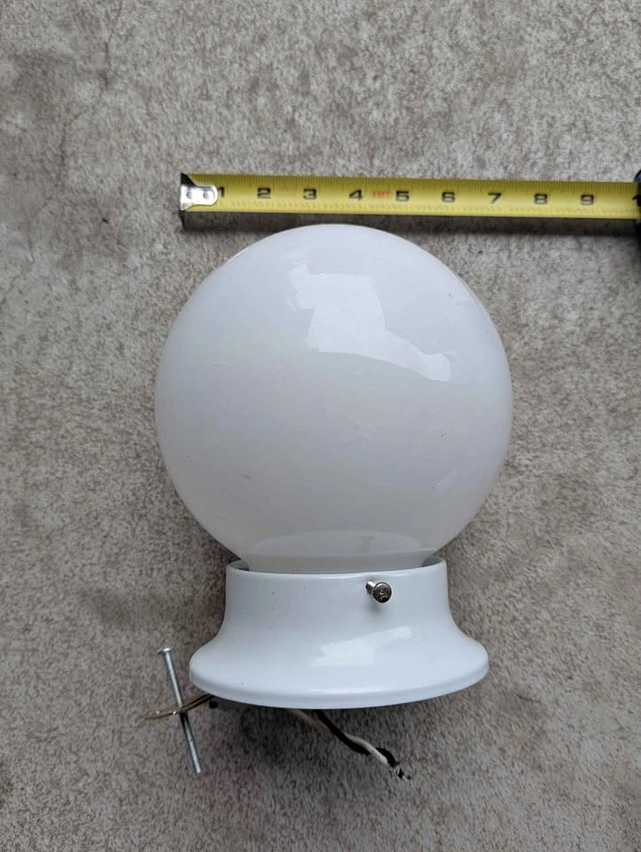 FREE Ceiling ball shape light fixtures (x7)