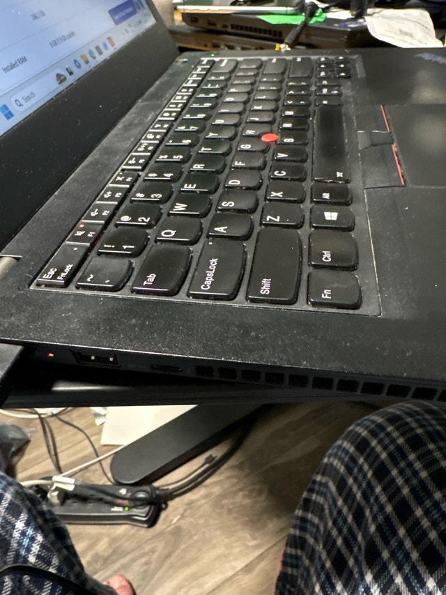 Lenovo T470 Laptop - Great for Everyday Use - photo 4